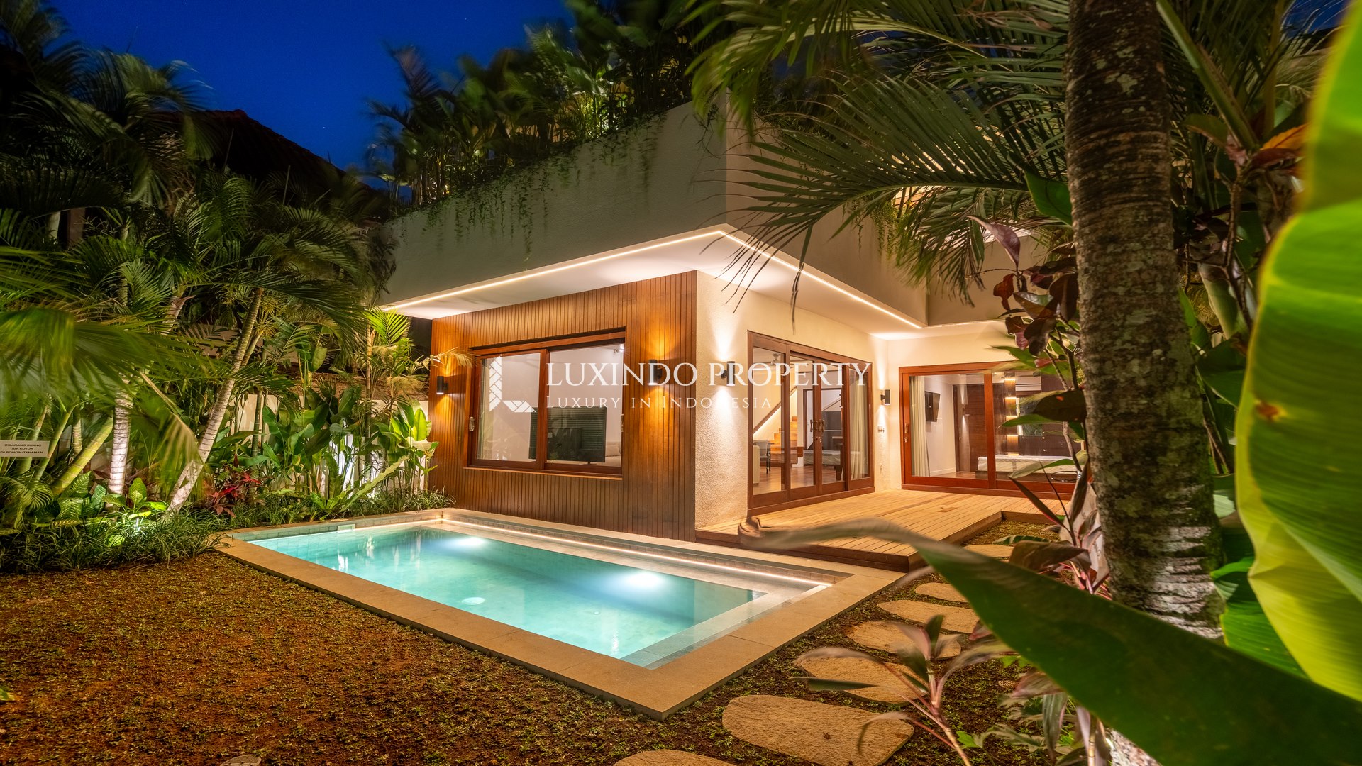 SANUR - 3 BEDROOM UNITS, 150M FROM SANUR BEACH (3 UNITS AVAILABLE) (LHV1007)